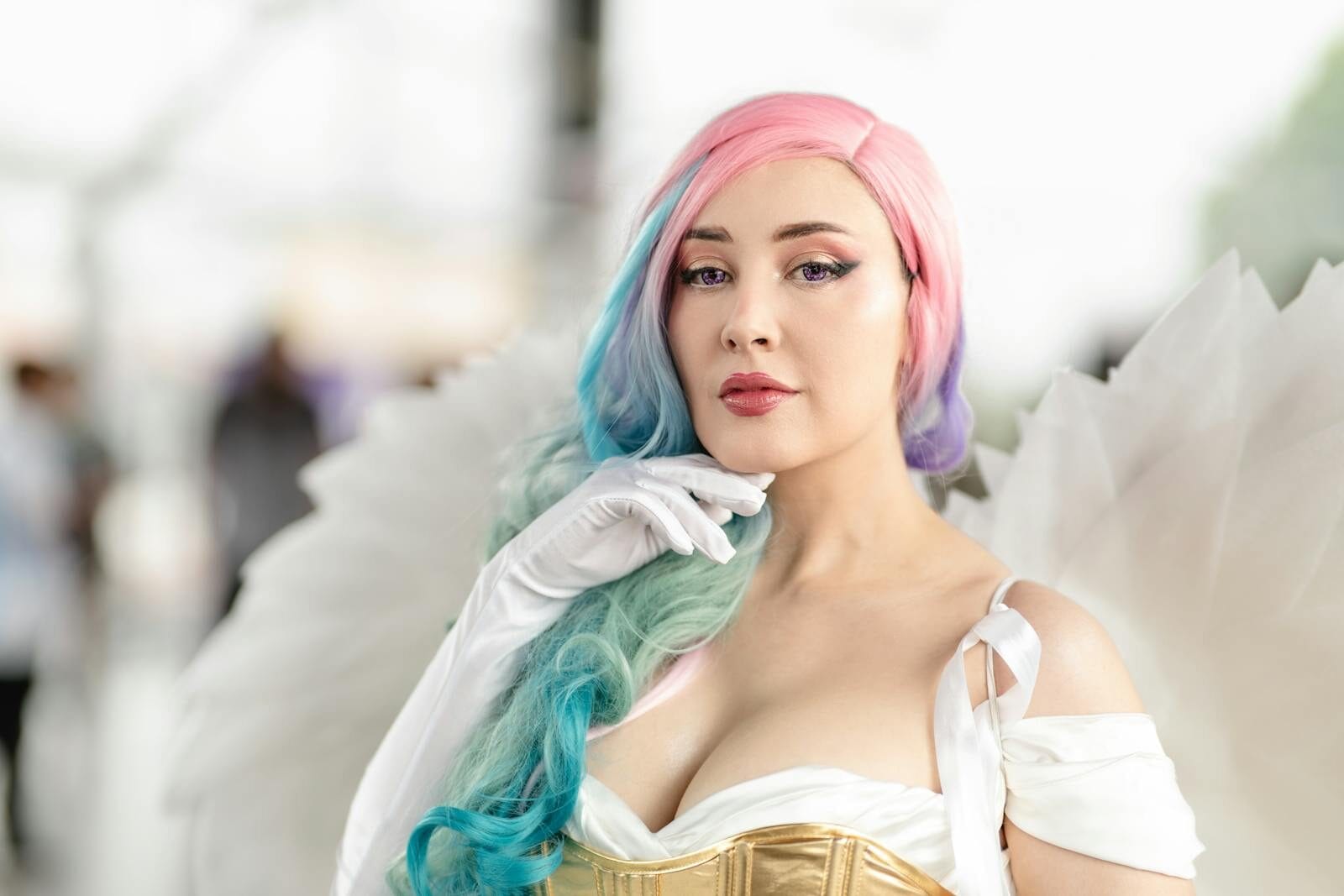 Character Ai For Worldbuilding 1 Colorful Angelic Cosplay With Pastel Hues Capturing Fantasy Art At San José Convention.
